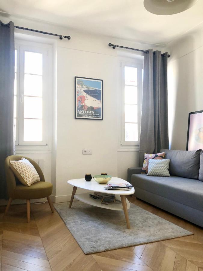 Charming And Modernly Designed 2 Bedroom - Old Town Antibes Exteriér fotografie