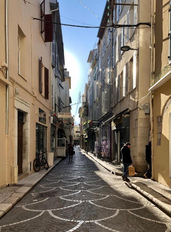 Charming And Modernly Designed 2 Bedroom - Old Town Antibes Exteriér fotografie
